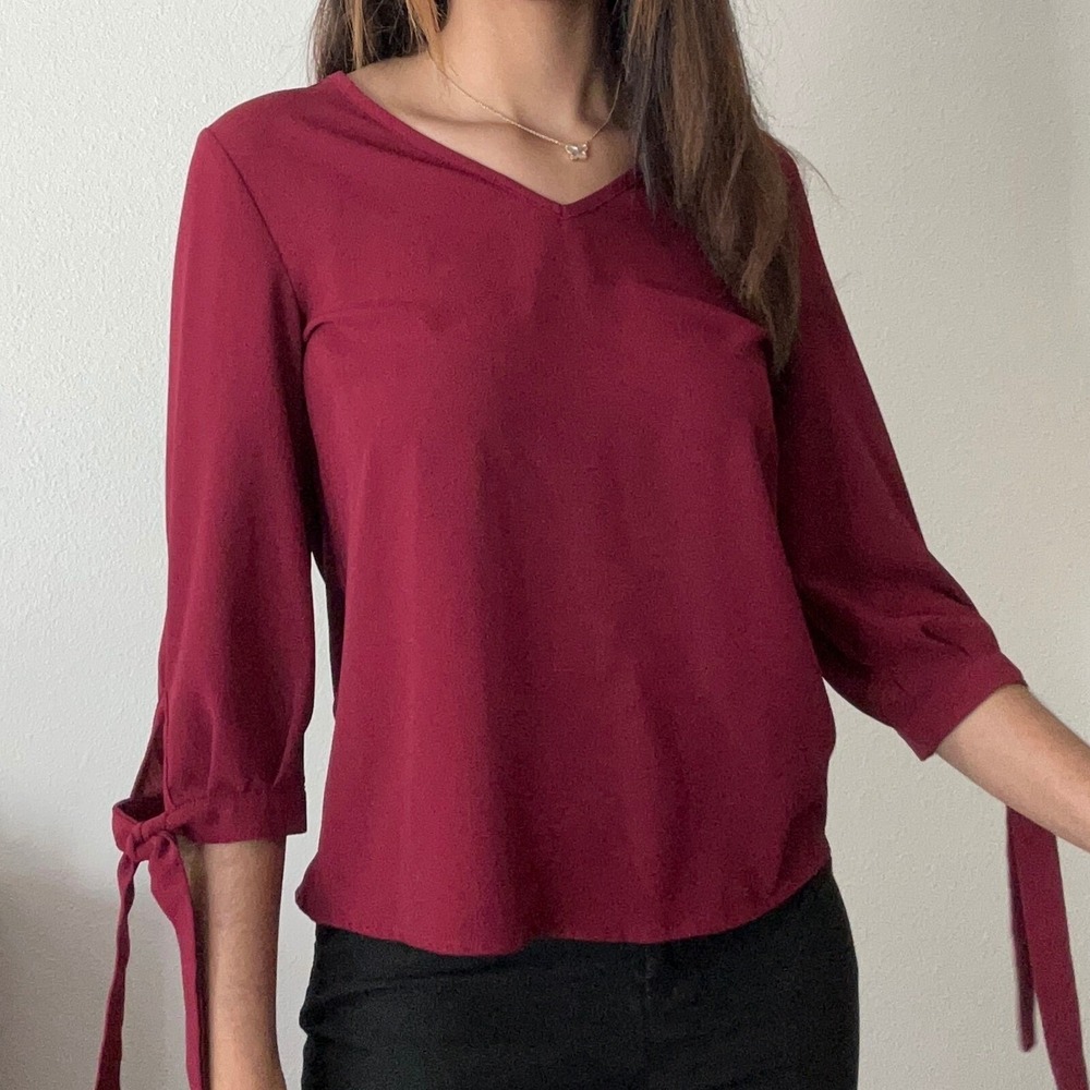 Shein Blouse V-Neck 3/4 Sleeve Tie-Cuff Burgundy Top Size S - Picture 2 of 7